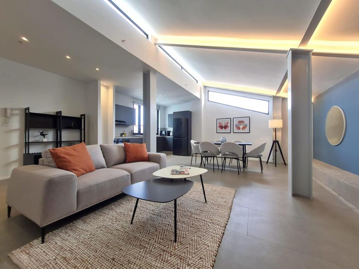 Lovely 2Br With Pool In Casco Antiguo Панама Сити Екстериор снимка